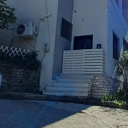 Cozy House, In Βίλα *